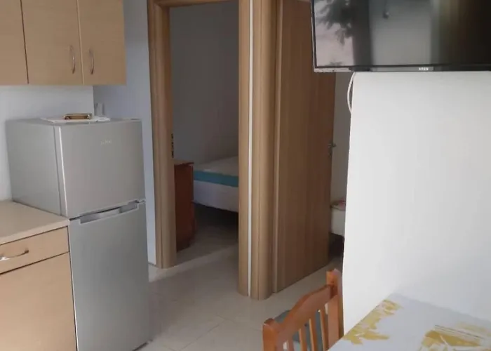 Albi 3* Εξαμίλιο