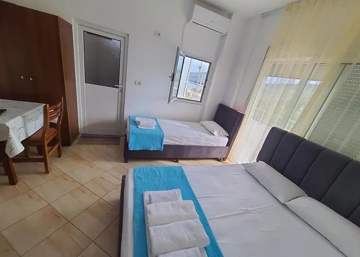 Πανσιόν Albi Εξαμίλιο