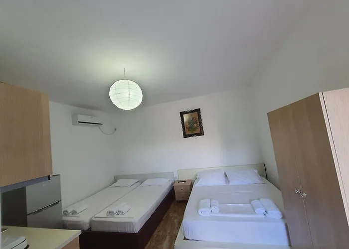 Albi Εξαμίλιο